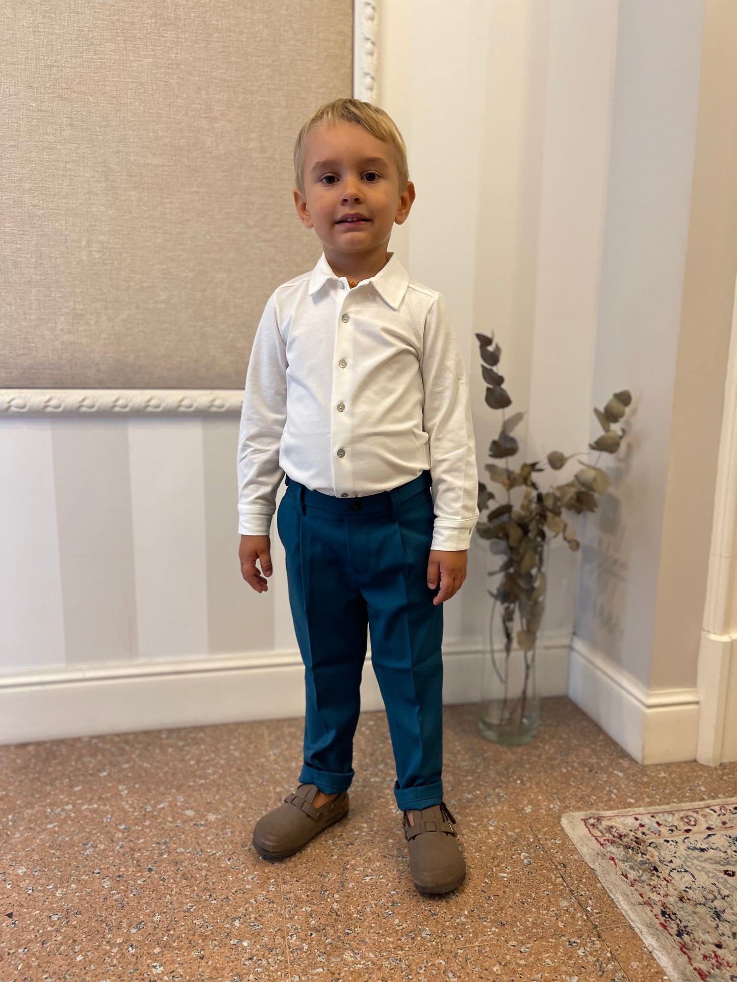 Pantalone con dettaglio sartoriale