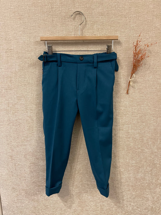 Pantalone con dettaglio sartoriale